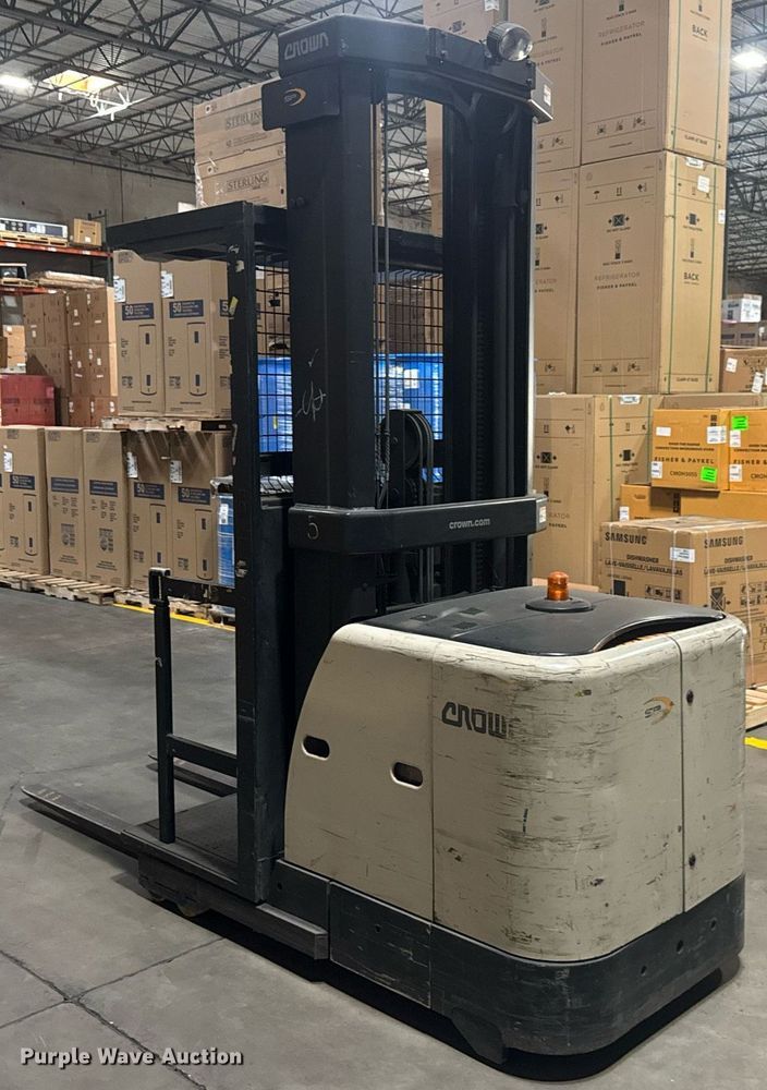 image for item EC3681 Crown SP 3500 order picker