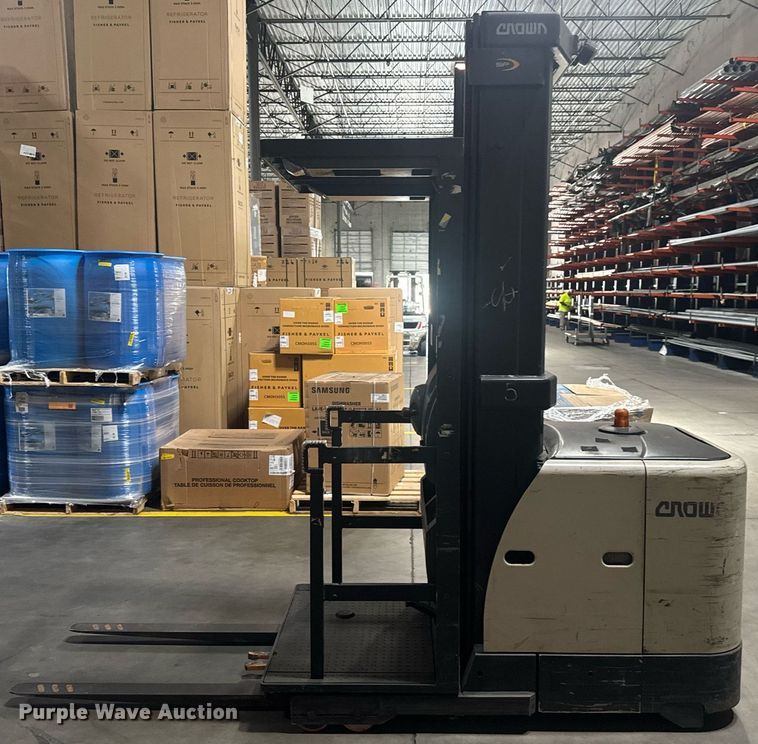 image for item EC3681 Crown SP 3500 order picker