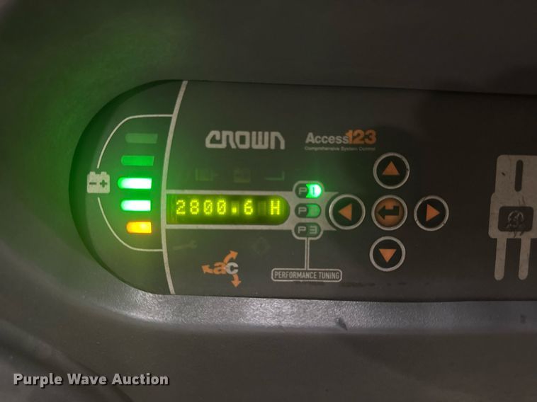 image for item EC3681 Crown SP 3500 order picker