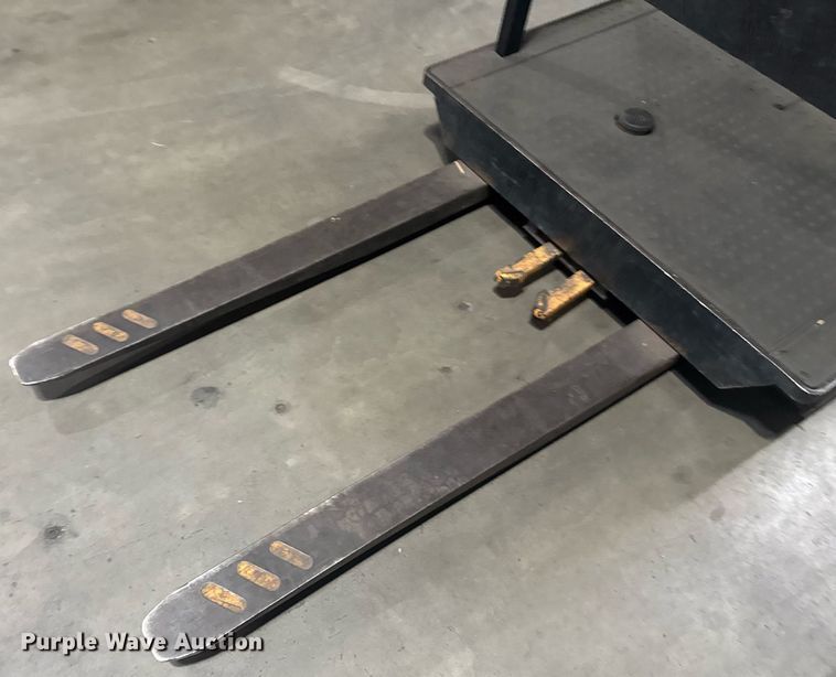 image for item EC3682 Crown SP 3500 order picker