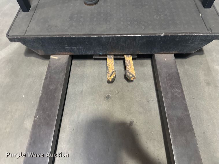 image for item EC3682 Crown SP 3500 order picker