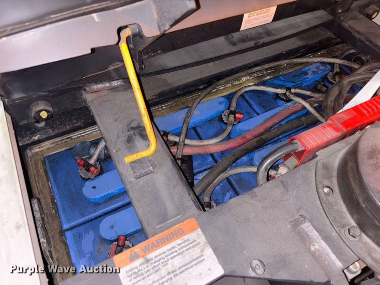 image for item EC3689 2016 Crown SP3520-30 order picker