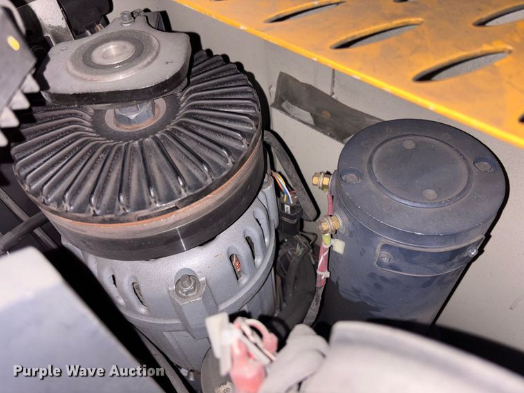 image for item EC3689 2016 Crown SP3520-30 order picker