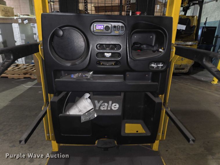 image for item EC4278 2016 Yale OS030EF order picker