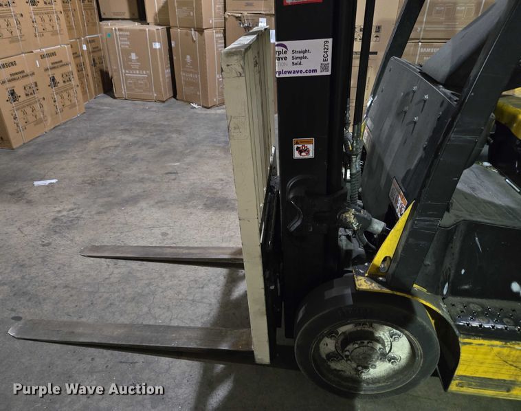 image for item EC4279 2017 Yale ERC050VG forklift