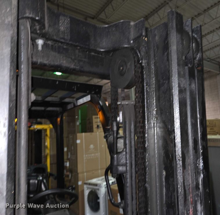 image for item EC4279 2017 Yale ERC050VG forklift