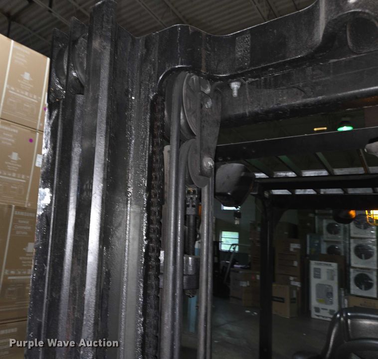 image for item EC4279 2017 Yale ERC050VG forklift