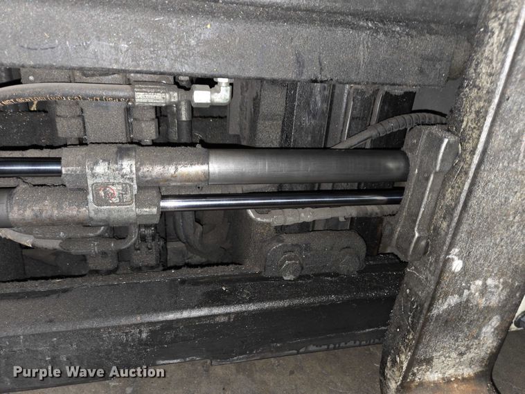 image for item EC4279 2017 Yale ERC050VG forklift