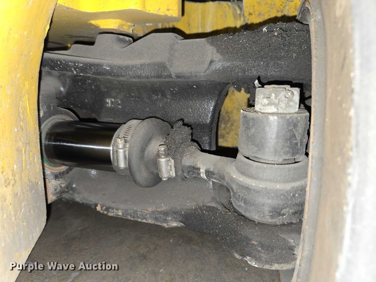 image for item EC4279 2017 Yale ERC050VG forklift