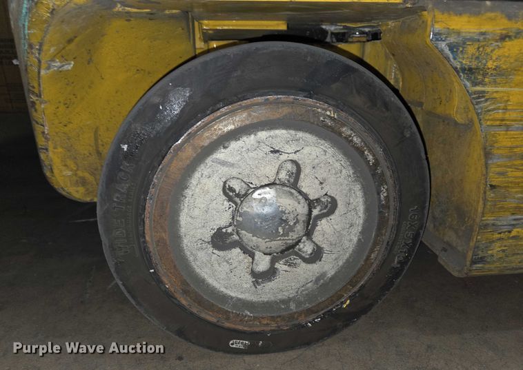 image for item EC4279 2017 Yale ERC050VG forklift