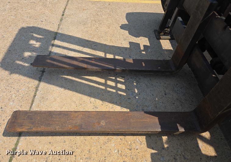 image for item EC4284 Moffett M8 55.4 forklift