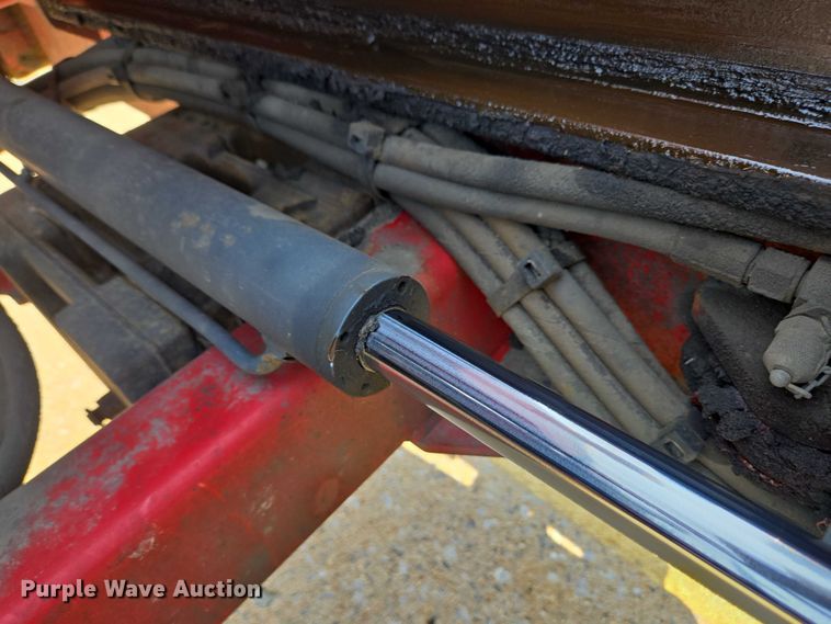 image for item EC4284 Moffett M8 55.4 forklift