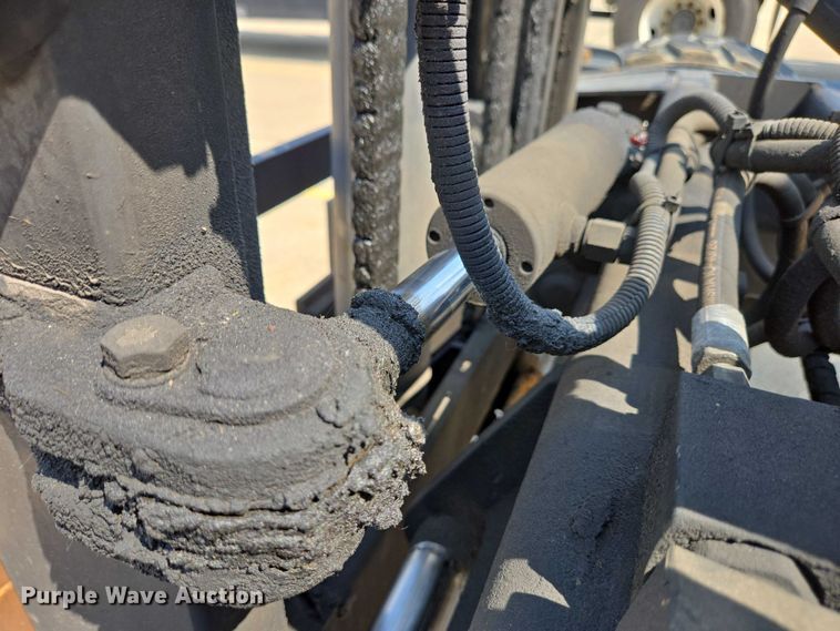 image for item EC4284 Moffett M8 55.4 forklift