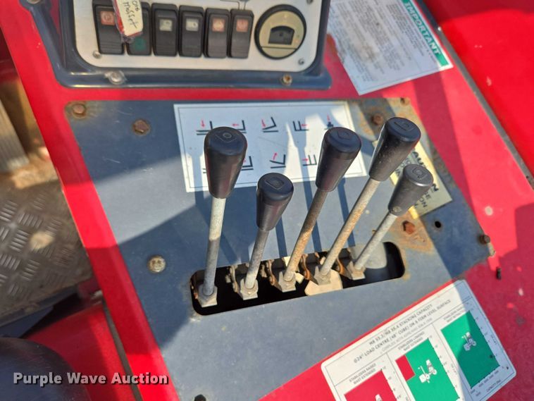 image for item EC4284 Moffett M8 55.4 forklift