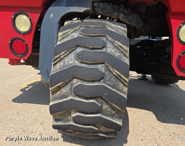 image for item EC4284 Moffett M8 55.4 forklift