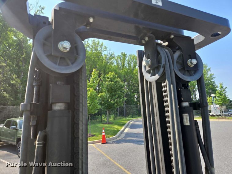 image for item EC4285 2015 UniCarriers PF80YLP forklift