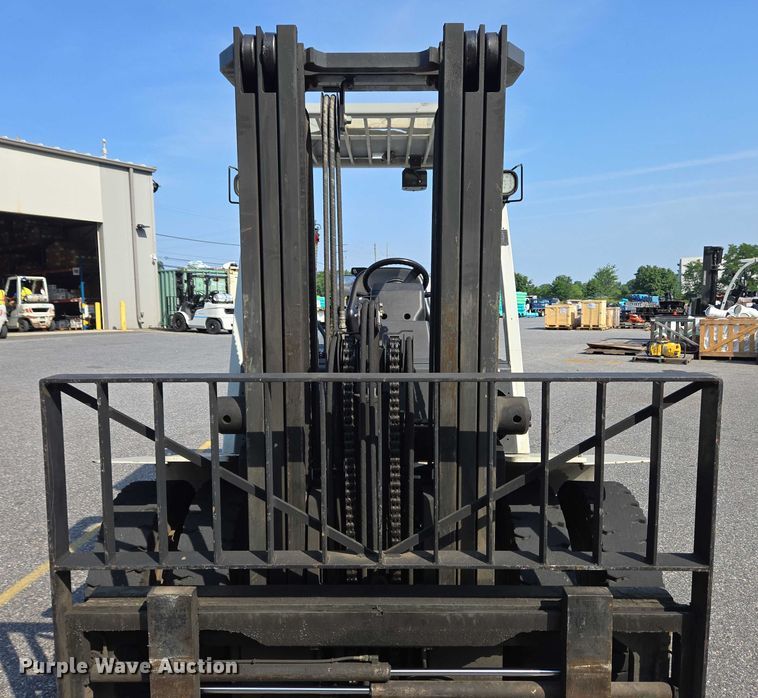 image for item EC4285 2015 UniCarriers PF80YLP forklift