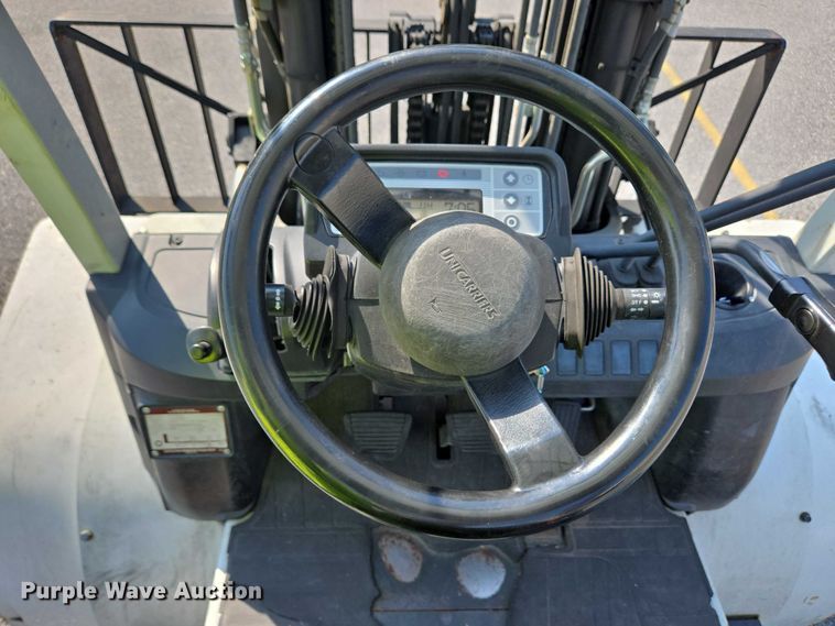 image for item EC4285 2015 UniCarriers PF80YLP forklift