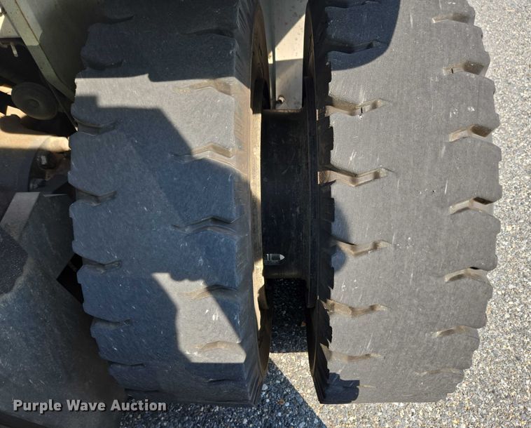 image for item EC4285 2015 UniCarriers PF80YLP forklift