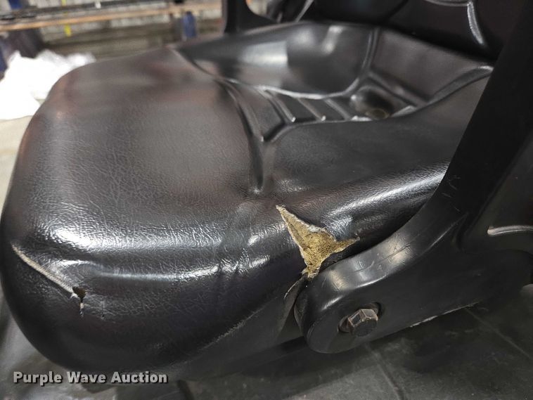 image for item EC4286 2015 Unicarriers PF50 forklift