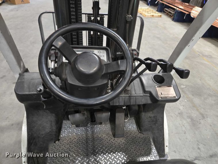image for item EC4286 2015 Unicarriers PF50 forklift