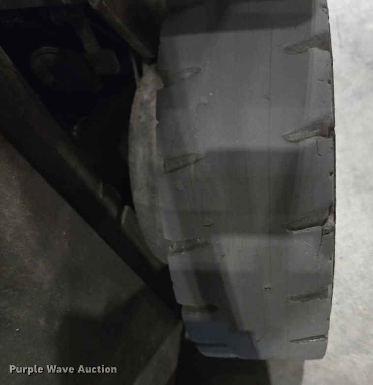 image for item EC4286 2015 Unicarriers PF50 forklift