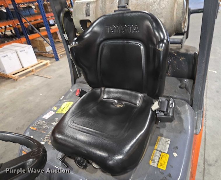 image for item EC4287 Toyota 7FGU25 forklift