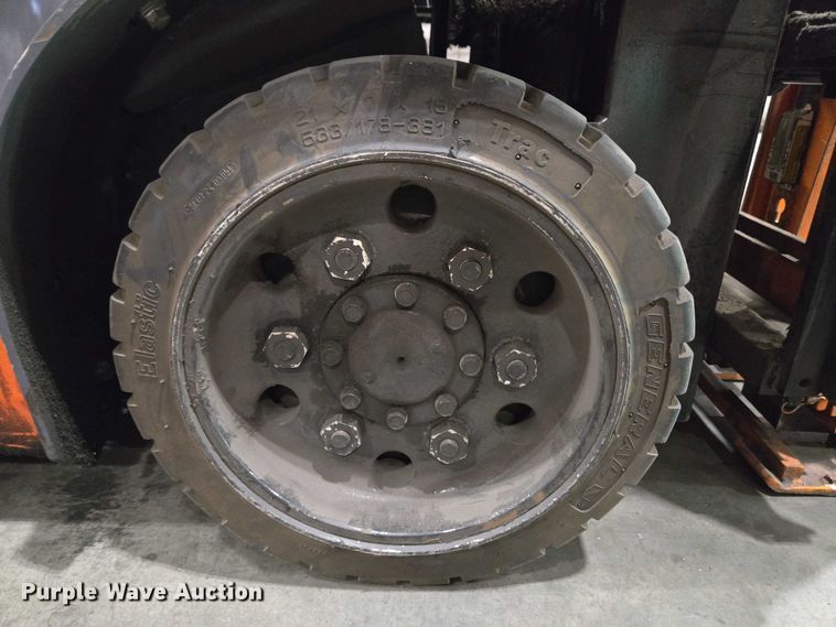 image for item EC4287 Toyota 7FGU25 forklift