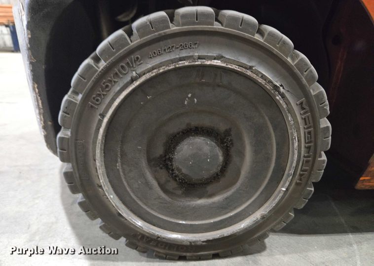 image for item EC4287 Toyota 7FGU25 forklift