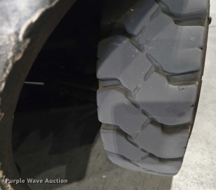 image for item EC4287 Toyota 7FGU25 forklift