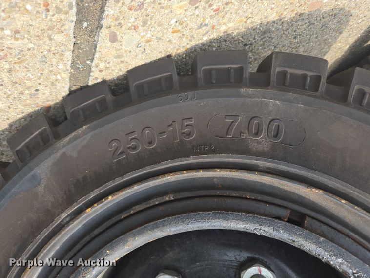 image for item EC4288 2014 Nissan PF70 forklift