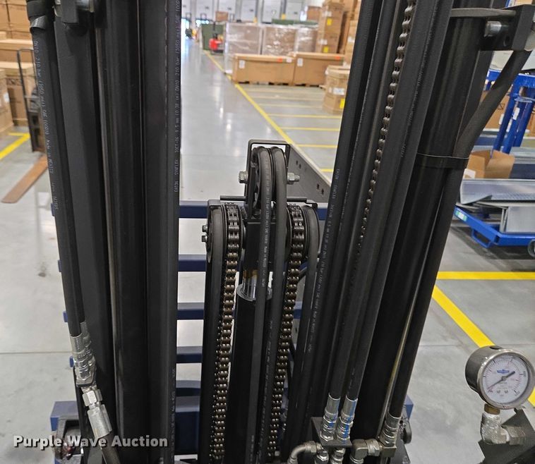 image for item EC4294 2019 UniCarriers CFS40 forklift