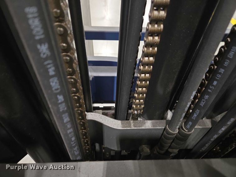 image for item EC4294 2019 UniCarriers CFS40 forklift