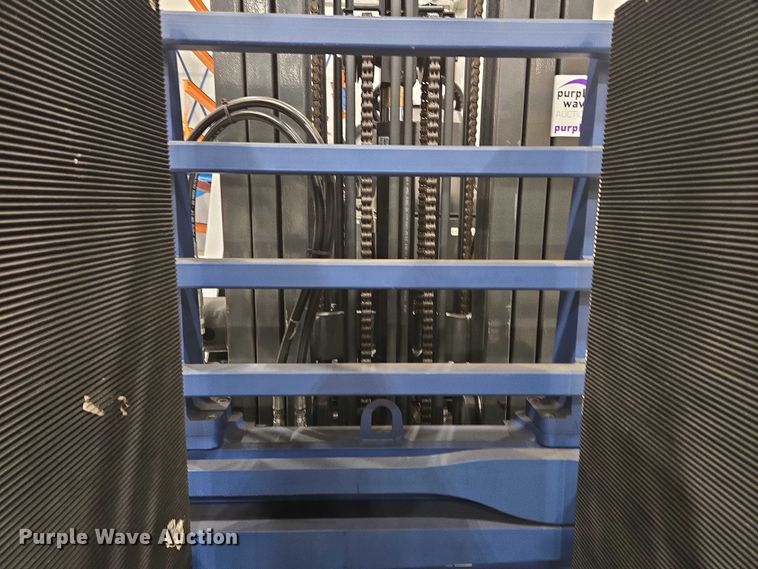 image for item EC4294 2019 UniCarriers CFS40 forklift