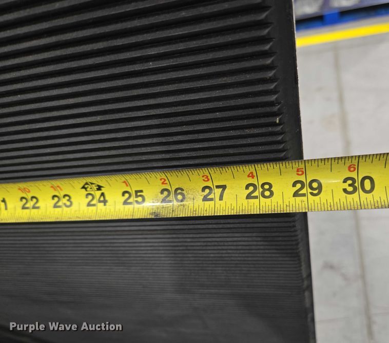 image for item EC4294 2019 UniCarriers CFS40 forklift