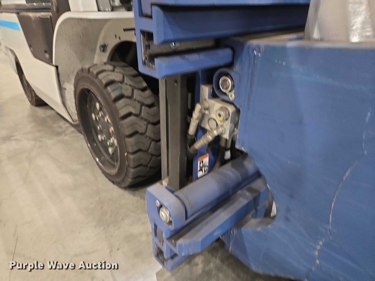 image for item EC4294 2019 UniCarriers CFS40 forklift