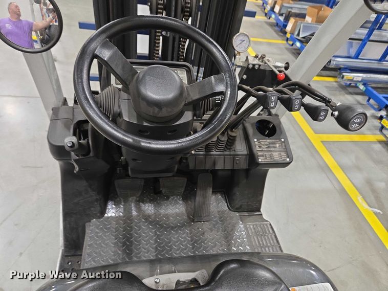 image for item EC4294 2019 UniCarriers CFS40 forklift