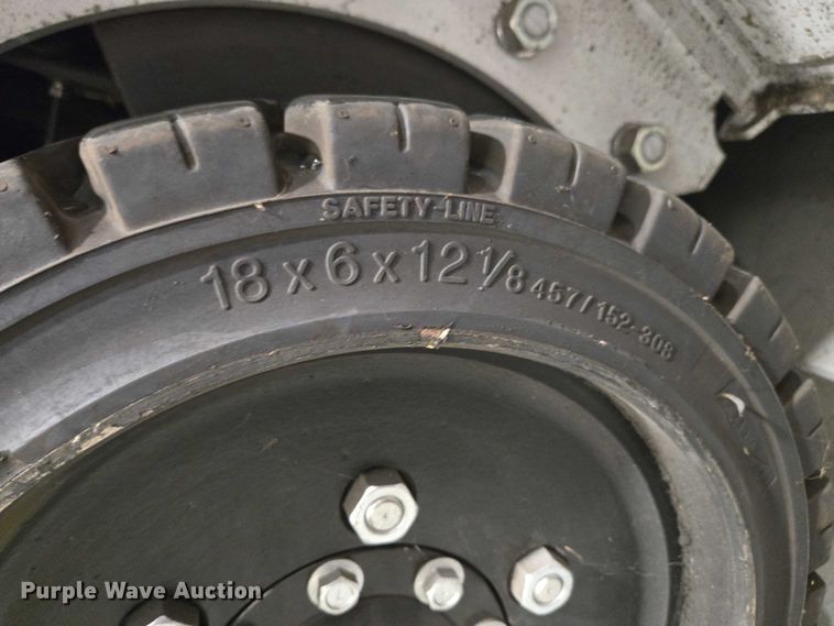 image for item EC4294 2019 UniCarriers CFS40 forklift