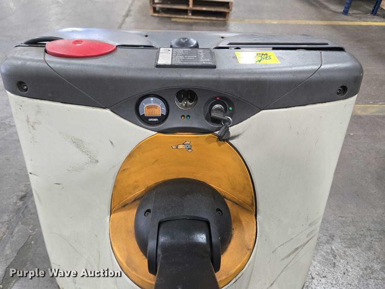 image for item EC4295 2017 Crown WP3035-45 pallet jack