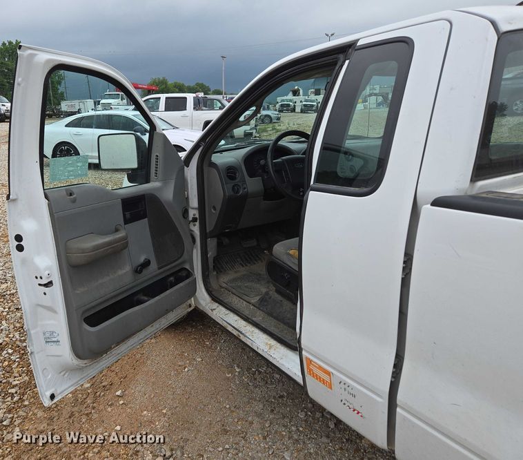 image for item ED2041 2007 Ford F150 pickup truck