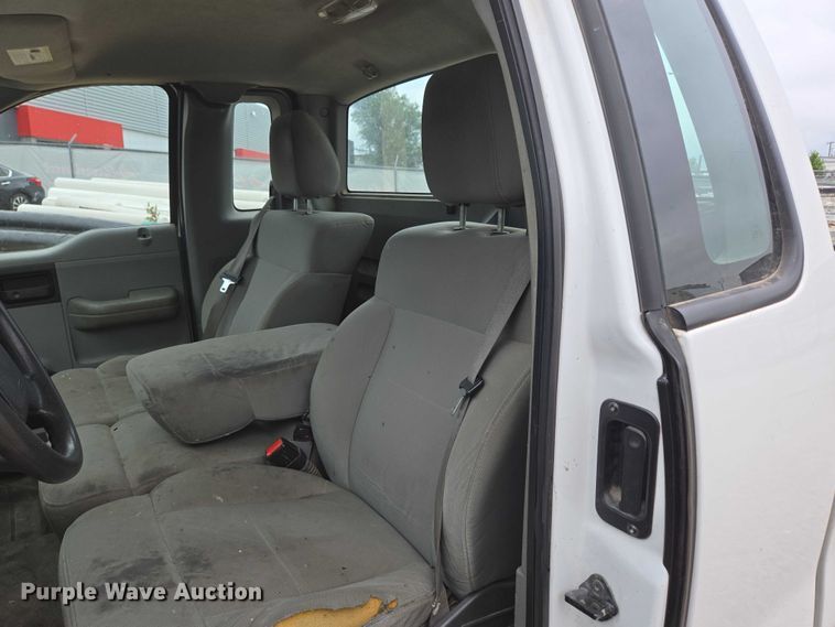 image for item ED2041 2007 Ford F150 pickup truck