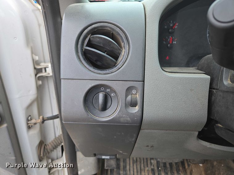 image for item ED2041 2007 Ford F150 pickup truck