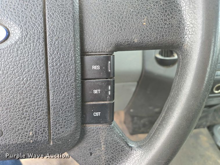 image for item ED2041 2007 Ford F150 pickup truck