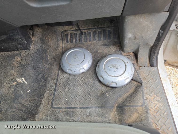 image for item ED2041 2007 Ford F150 pickup truck