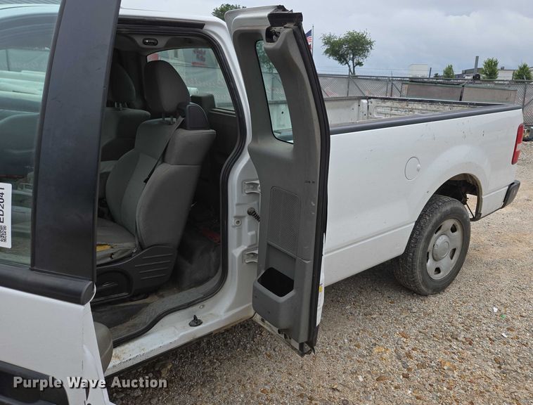image for item ED2041 2007 Ford F150 pickup truck