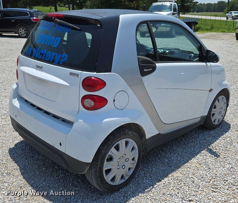 image for item ED2053 2015 Smart Fortwo 