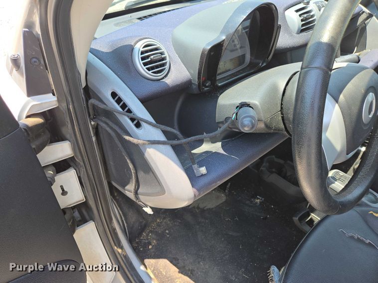 image for item ED2053 2015 Smart Fortwo 