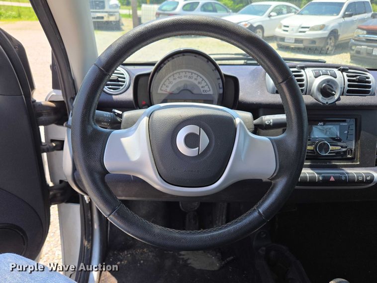 image for item ED2053 2015 Smart Fortwo 