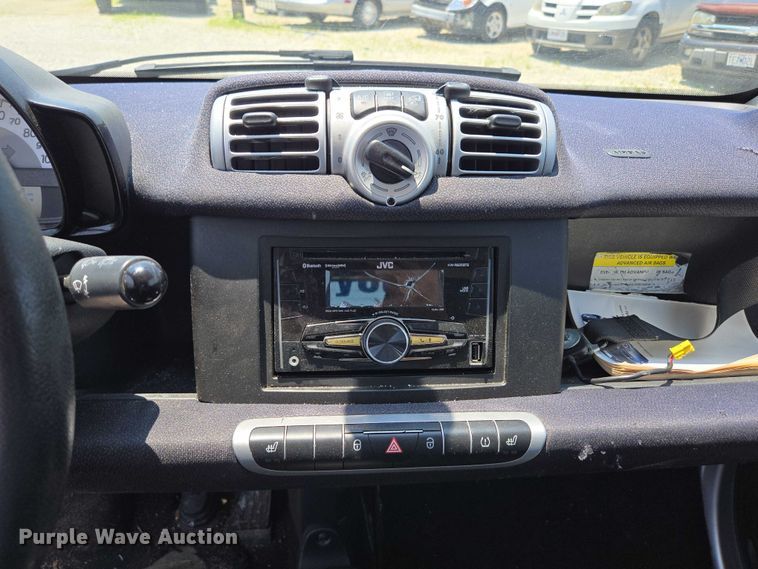 image for item ED2053 2015 Smart Fortwo 