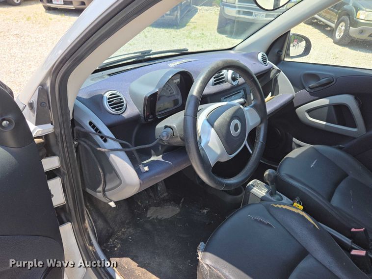 image for item ED2053 2015 Smart Fortwo 